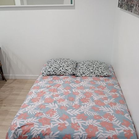 סן-קואן Paris Appartment 30 M2 Paris 2 Beds Subway Station 13 And 14 And 4 מראה חיצוני תמונה